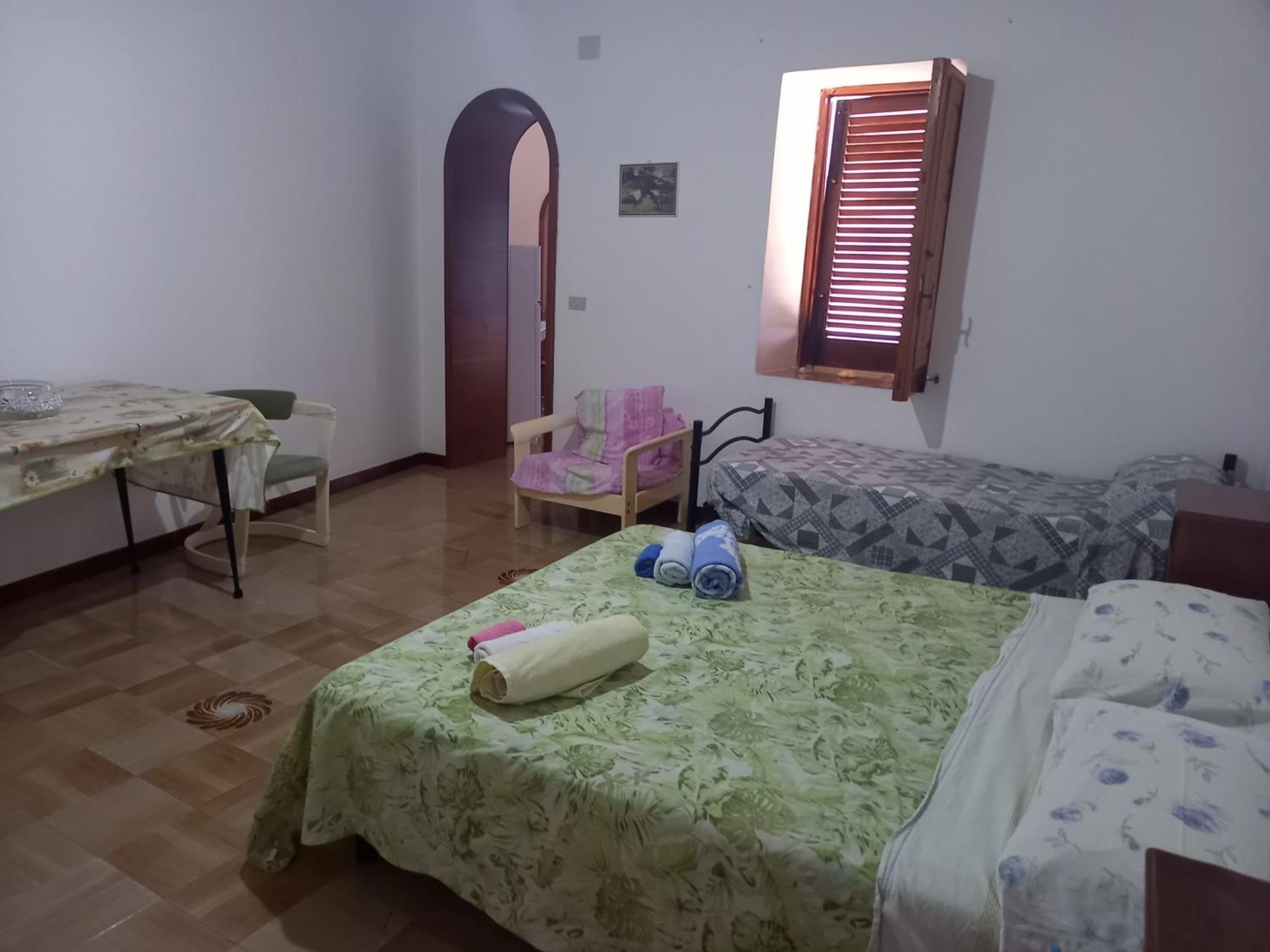 Ferienwohnung Casa Garibaldi Leni Zimmer foto
